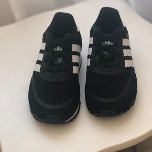 Size 6K Adidas shoes